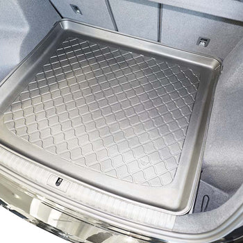 Kofferraumwannen Audi Q3 II PHEV, karosserie suv, baujahr 01.2021 - bis heute, oberer kofferraumboden, varioboden im hoechsten ebene | 193226GRD