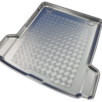 Kofferraumwannen Porsche Taycan electric, karosserie limousine, baujahr 01.2020 - bis heute | 194108BSC