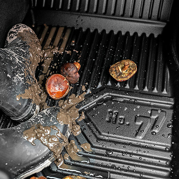 HOCHSCHUTZRAND VON CA. 4 CM