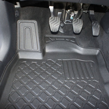 Gummimatten mit hohem Rand Nissan Qashqai II, baujahr 02.2014 - 05.2021, karosserie suv #1