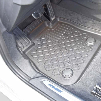 Gummimatten mit hohem Rand BMW 1er Reihe F40, baujahr 09.2019 - 06.2024, karosserie schrägheck | 603635