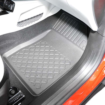 Gummimatten mit hohem Rand Jeep Renegade Facelift, baujahr 06.2018 - bis heute, karosserie suv passt nicht zu 4xe plug-in-hybrid modell | 602689