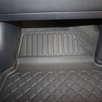 Gummimatten mit hohem Rand Nissan Qashqai I, baujahr 02.2007 - 01.2014, karosserie suv #1