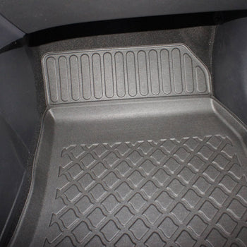 Gummimatten mit hohem Rand Nissan Qashqai II, baujahr 02.2014 - 05.2021, karosserie suv #1