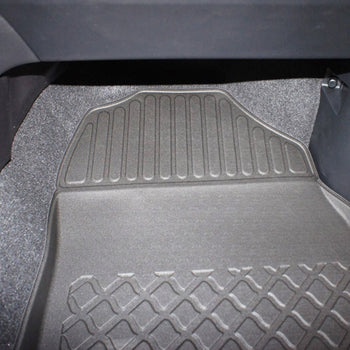 Gummimatten mit hohem Rand Toyota RAV4 IV, baujahr 03.2013 - 12.2018, karosserie suv #1