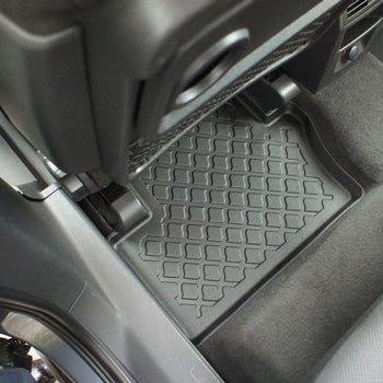 Gummimatten mit hohem Rand Opel Zafira B, baujahr 05.2005 - 2014, karosserie van 5-7 sitzplätzen, ohne 3. sitzreihe | 602368