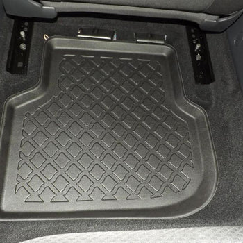 Gummimatten mit hohem Rand Volkswagen Jetta VI, baujahr 01.2011 - 2018, karosserie limousine #1