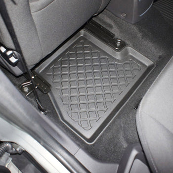Gummimatten mit hohem Rand Ford Focus III, baujahr 03.2011 - 08.2018, karosserie limousine | 603113