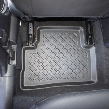 Gummimatten mit hohem Rand Nissan Qashqai II, baujahr 02.2014 - 05.2021, karosserie suv #1