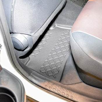 Gummimatten mit hohem Rand Toyota C-HR II 1.8 Hybrid, baujahr 01.2024 - bis heute, karosserie suv entspricht nicht dem phev | 603381