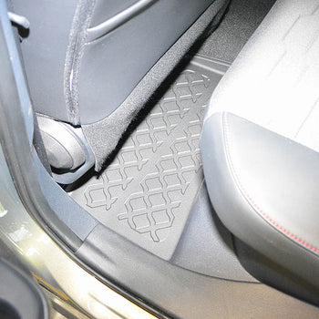 Gummimatten mit hohem Rand Toyota Corolla Hybrid, baujahr 2019 - bis heute, karosserie schrägheck #1