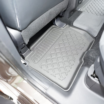 Gummimatten mit hohem Rand Mitsubishi Outlander III PHEV, baujahr 2020 - bis heute, karosserie suv, facelift #1