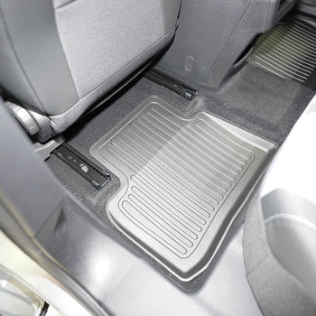 Gummimatten mit hohem Rand Peugeot 5008 III Hybrid (MHEV), baujahr 10.2024 - bis heute, karosserie suv entspricht nicht dem elektromodell, ohne 3. reihe | 604432