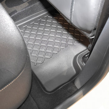 Gummimatten mit hohem Rand Dacia Sandero II, baujahr 12.2012 - 12.2020, karosserie schrägheck #2