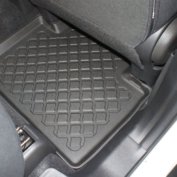 Gummimatten mit hohem Rand Nissan X-Trail T32, baujahr 08.2014 - 12.2021, karosserie suv 5-7 sitzplätzen, ohne 3. sitzreihe | 603271