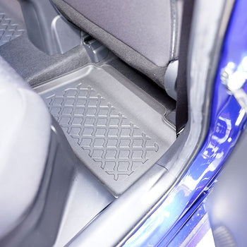 Gummimatten mit hohem Rand Toyota Yaris Cross, baujahr 09.2021 - bis heute, karosserie suv #2