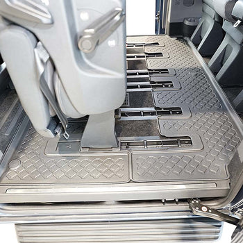 Gummimatten mit hohem Rand Ford Tourneo Custom, baujahr 01.2013 - 2018, karosserie van radstand l1 und l2, schaltgetriebe und automatikgetriebe, 3. sitzreihe | 693145