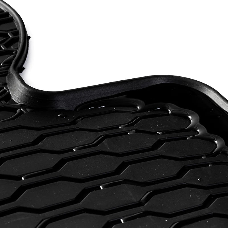 HOCHSCHUTZRAND VON CA. 1 CM