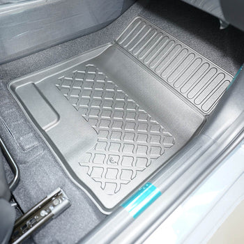 Gummimatten mit hohem Rand Hyundai Elantra VII, baujahr 2021 - bis heute, karosserie limousine, facelift #1