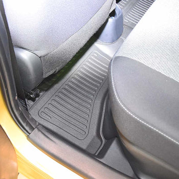 Gummimatten mit hohem Rand Toyota Yaris III Hybrid, baujahr 2015 - 08.2020, karosserie schrägheck, hybrid #1 - 10