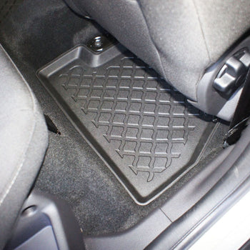 Gummimatten mit hohem Rand Ford Focus III, baujahr 03.2011 - 08.2018, karosserie kombi #2 - 12